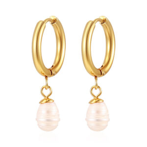 Pearl earrings